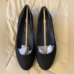NWT Dr. Scholl’s size 9.5 Giorgie Black Flats